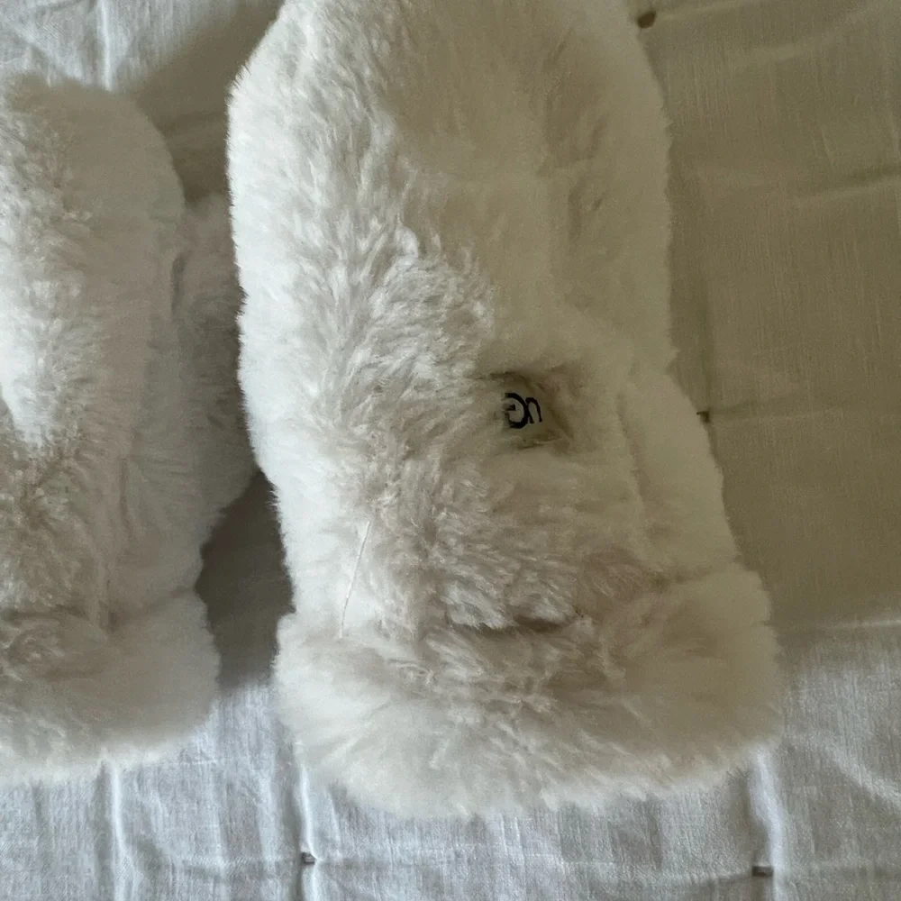 UGG Kids Faux Fur Mittens
